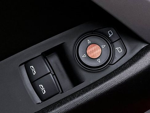 Used 2019 Chevrolet Camaro SS image 18