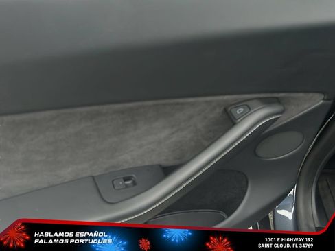 Used 2024 Tesla Model Y Long Range AWD/4WD image 15