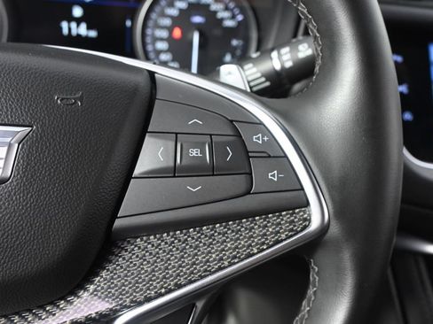 Certified 2025 Cadillac XT5 Sportv w/ Technology Package AWD/4WD image 33