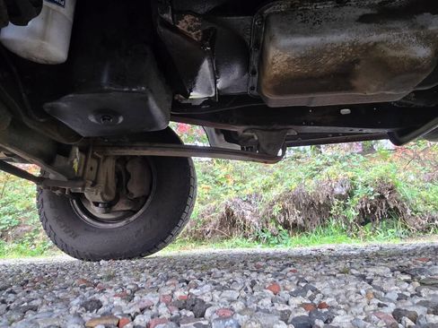 Used 1996 Ford F250 XLT image 30