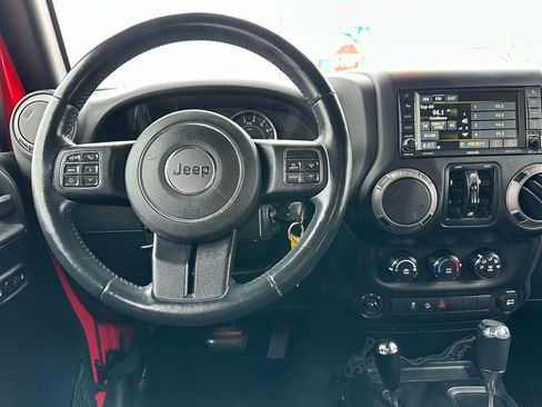 Used 2015 Jeep Wrangler Unlimited Sport w/ Quick Order Package 24S image 26