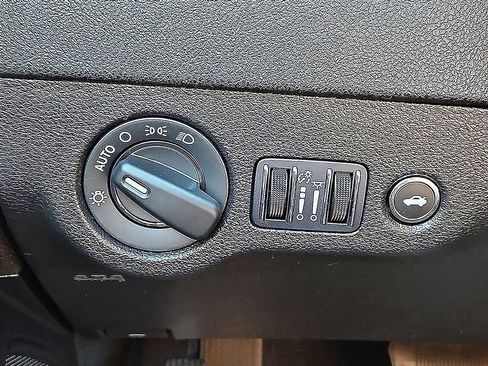 Used 2023 Dodge Charger GT w/ Blacktop Package image 27