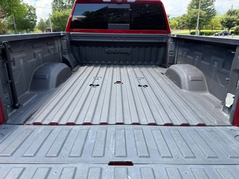 Used 2022 GMC Sierra 2500 AT4 w/ AT4 Premium Plus Package AWD/4WD image 7