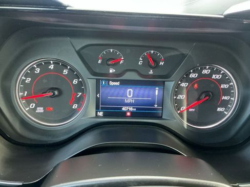 Used 2021 Chevrolet Camaro LT w/ RS Package image 22