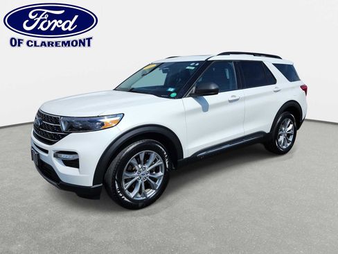 Used 2022 Ford Explorer XLT w/ Equipment Group 202A AWD/4WD image 1