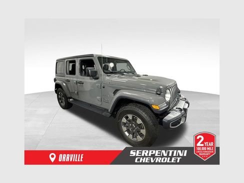 Used 2020 Jeep Wrangler Unlimited Sahara w/ Dual Top Group AWD/4WD image 1