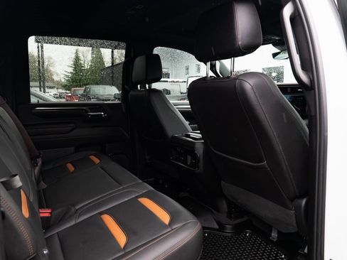 Used 2024 GMC Sierra 2500 AT4 w/ Technology Package image 22