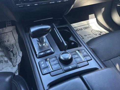 Used 2018 Genesis G80 3.3T Sport RWD image 23