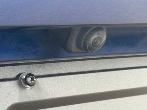 Used 2023 Tesla Model Y Performance image 58