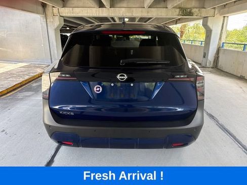 Used 2025 Nissan Kicks SV FWD image 16