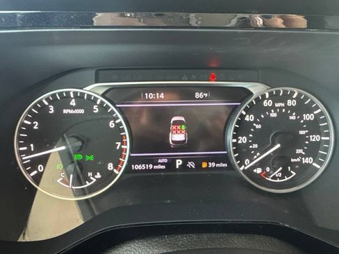 Used 2023 Nissan Pathfinder SL w/ Lighting Package (N92) AWD/4WD image 18