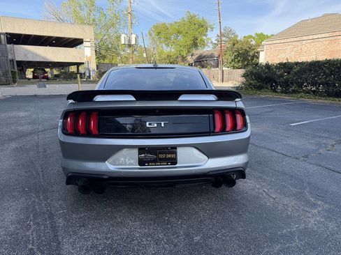 Used 2021 Ford Mustang GT Premium image 7