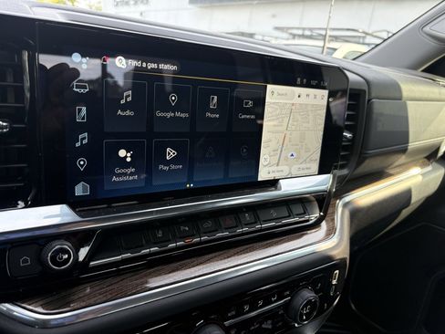 Used 2025 Chevrolet Silverado 2500 LT w/ Safety Package image 28