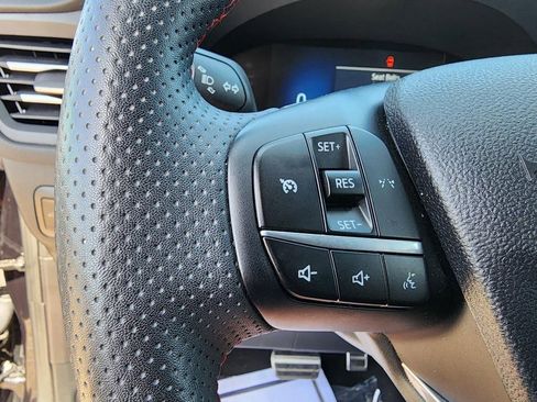 Used 2023 Ford Escape ST-Line image 16