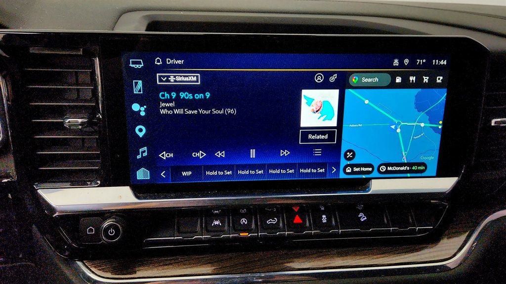 Used 2022 Chevrolet Silverado 1500 LT Trail Boss w/ Protection Package AWD/4WD image 16
