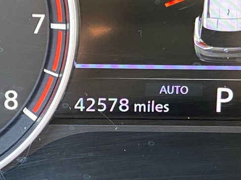 Used 2023 Nissan Rogue SV image 14