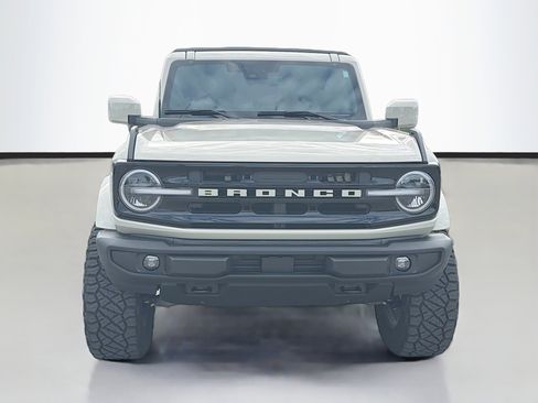 Used 2025 Ford Bronco Outer Banks AWD/4WD image 8