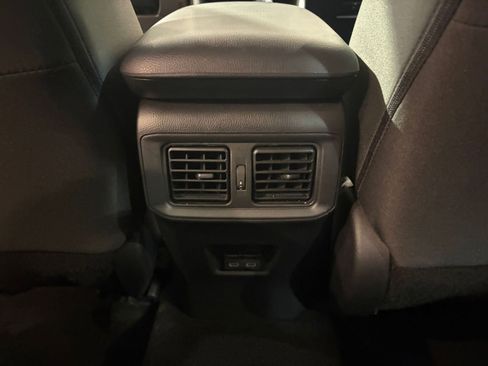 Used 2025 Toyota RAV4 XLE image 25