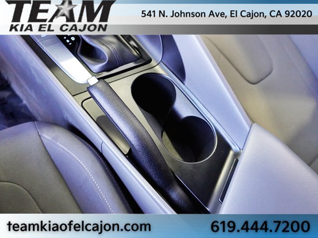 Used 2024 Hyundai Elantra SEL FWD image 31