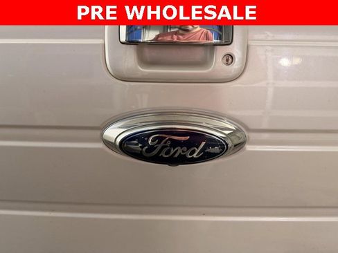 Used 2011 Ford F150 Lariat w/ Lariat Chrome Pkg image 11