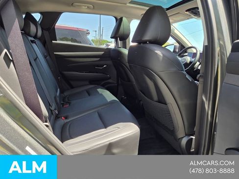 Used 2025 Hyundai Tucson Limited AWD/4WD image 15