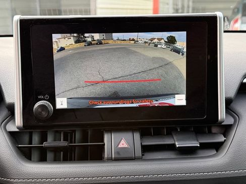 Certified 2023 Toyota RAV4 LE image 27