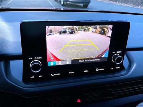 Used 2024 Honda Accord LX image 8