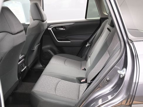 Used 2024 Toyota RAV4 XLE w/ Convenience Package FWD image 34