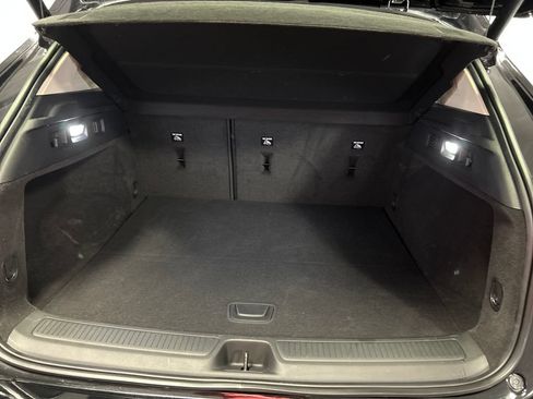 Used 2023 Buick Envision Avenir FWD image 22