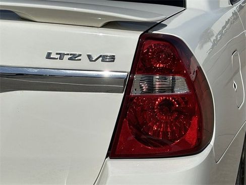 Used 2007 Chevrolet Malibu LTZ image 9