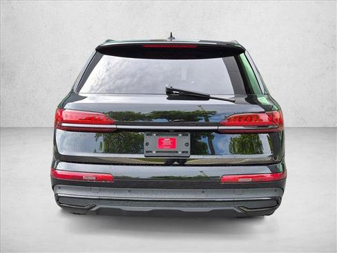 Used 2022 Audi Q7 2.0T Premium Plus w/ Premium Plus Package AWD/4WD image 7