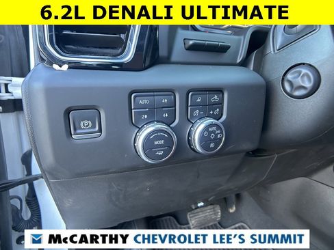 Used 2024 GMC Sierra 1500 Denali Ultimate image 10