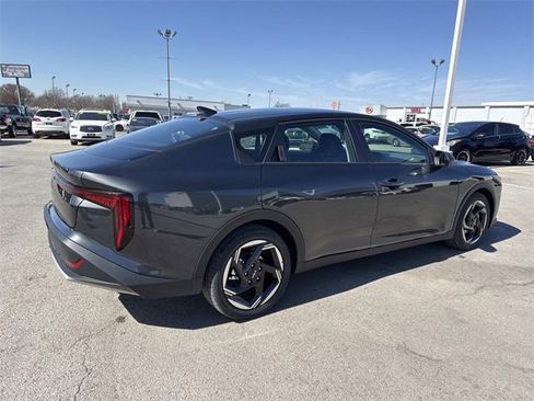 New 2026 Kia K4 EX image 2