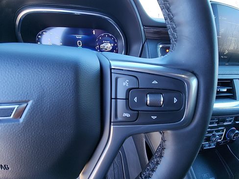 Certified 2024 Chevrolet Tahoe Z71 w/ Luxury Package image 19