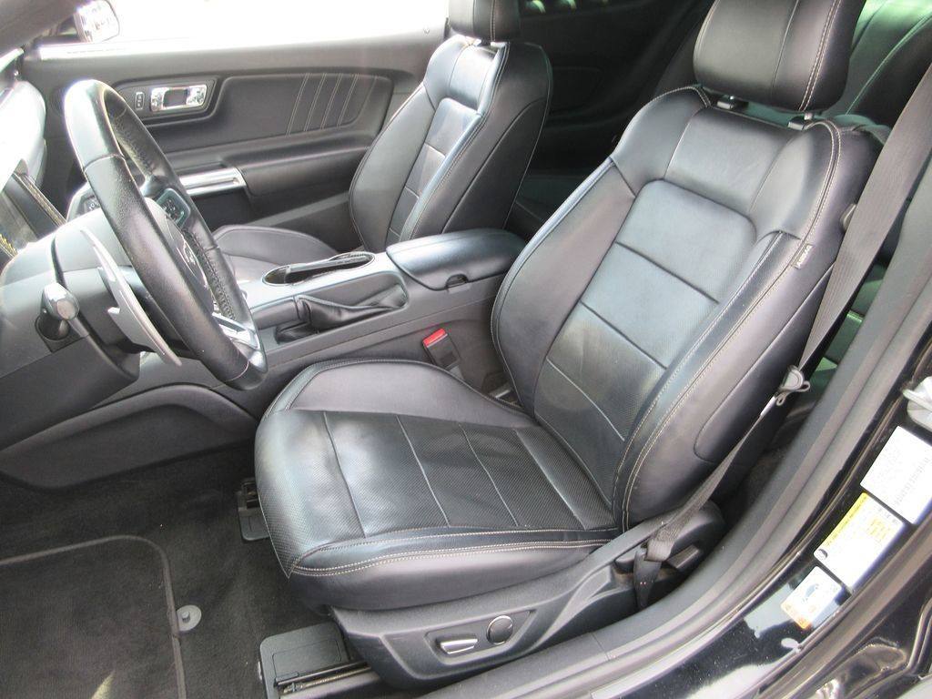 Used 2017 Ford Mustang GT Premium w/ Black Accent Package RWD image 19
