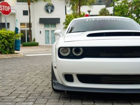 Used 2018 Dodge Challenger SRT Demon RWD image 6