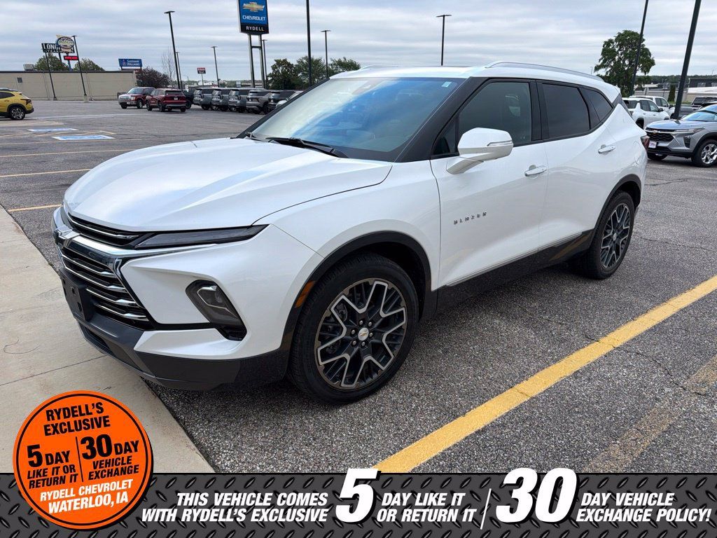 Used 2023 Chevrolet Blazer Premier w/ Driver Confidence II Package AWD/4WD image 1