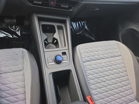 New 2026 Volkswagen Tiguan S image 21