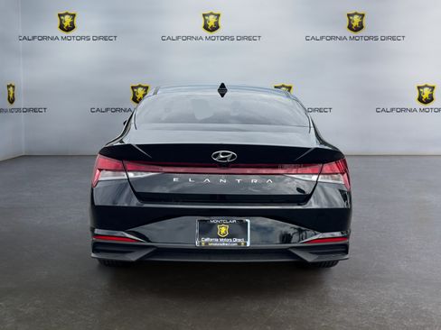 Used 2022 Hyundai Elantra SEL FWD image 4