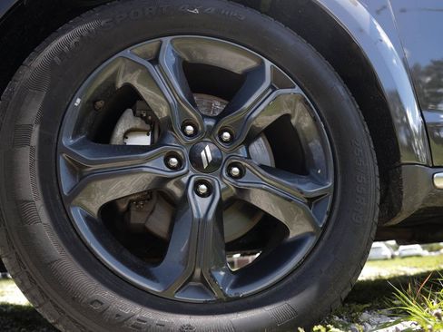 Used 2018 Dodge Journey Crossroad AWD/4WD image 30