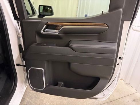 Used 2023 Chevrolet Silverado 1500 LT w/ Protection Package AWD/4WD image 14