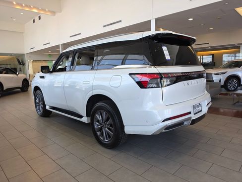 Used 2026 INFINITI QX80 Pure AWD/4WD image 3