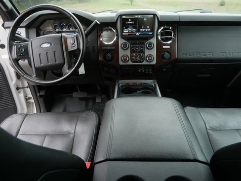 Used 2015 Ford F350 Lariat w/ Chrome Package AWD/4WD image 23