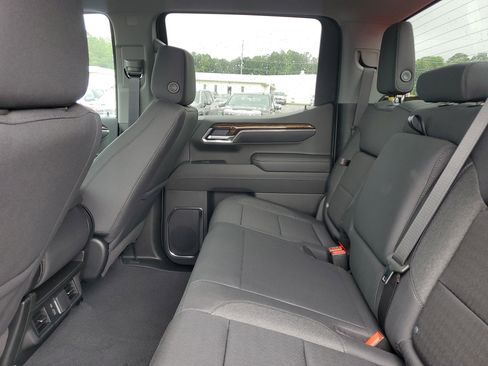 New 2025 GMC Sierra 1500 Elevation image 11