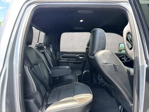 Used 2024 RAM 2500 Laramie w/ Night Edition AWD/4WD image 8