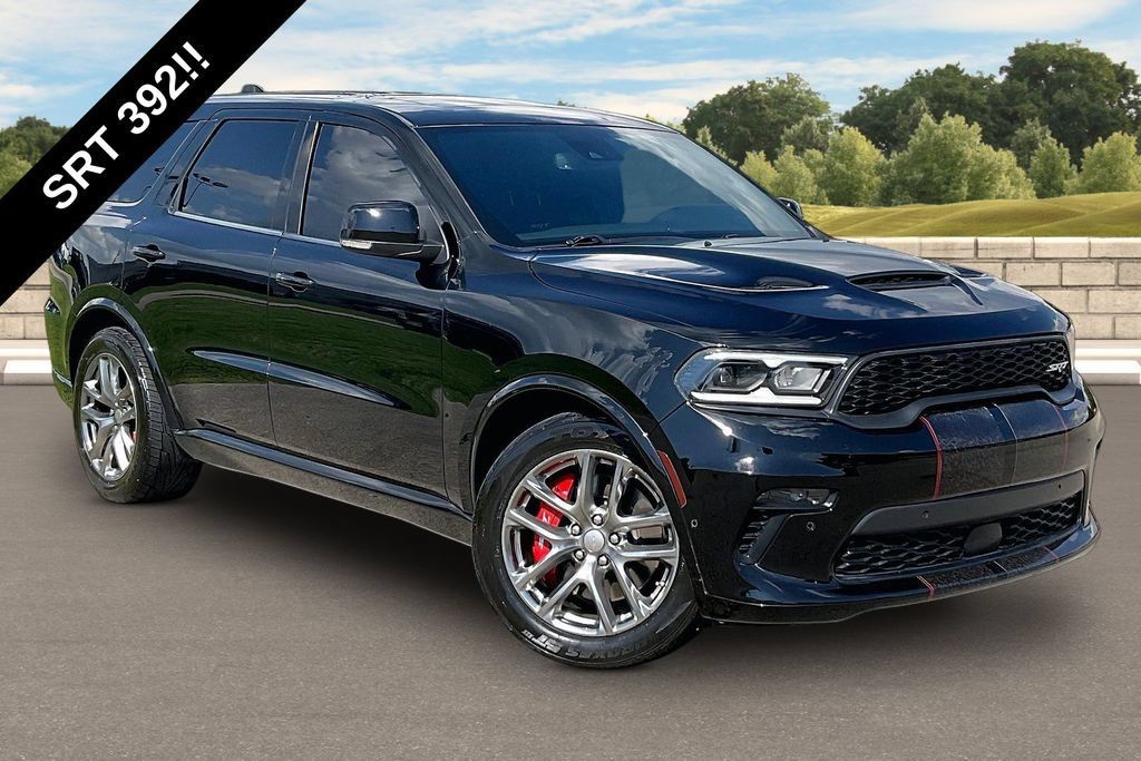 Used 2021 Dodge Durango SRT w/ Technology Group AWD/4WD image 2