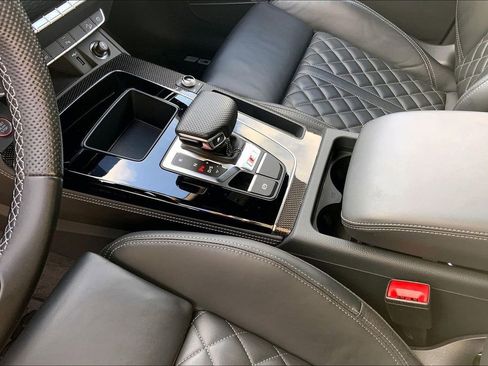 Certified 2023 Audi SQ5 Premium Plus w/ Premium Plus Package image 17