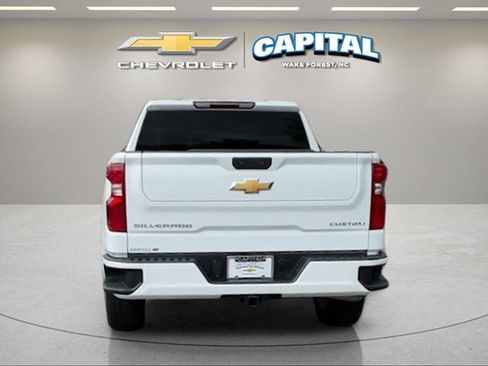 Used 2025 Chevrolet Silverado 1500 Custom RWD image 5