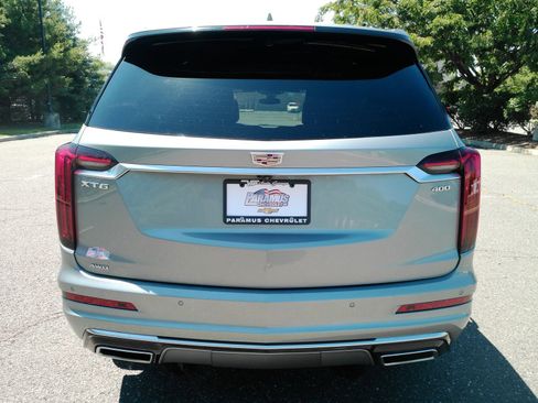 Used 2025 Cadillac XT6 Premium Luxury AWD/4WD image 28