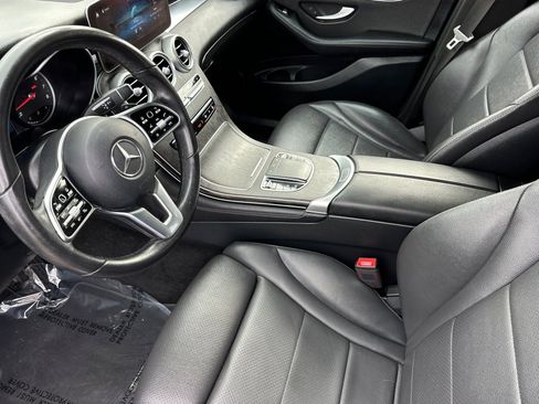 Used 2020 Mercedes-Benz GLC 300 4MATIC image 10